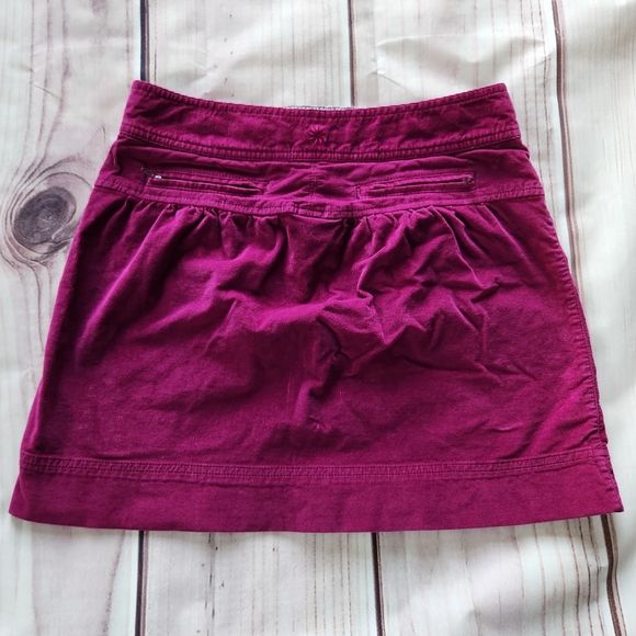 Athleta "Cordoba" Corduroy Mini Skirt Magenta Raspberry Pink | Women's Size 2 - Picture 3 of 9
